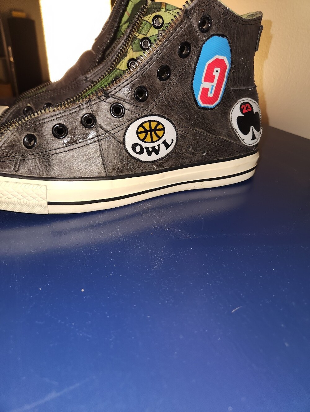 Rare CONVERSE/CHUCK TAYLOR X GORILLAZ BAND shoe. That Dudes Mad Weird
